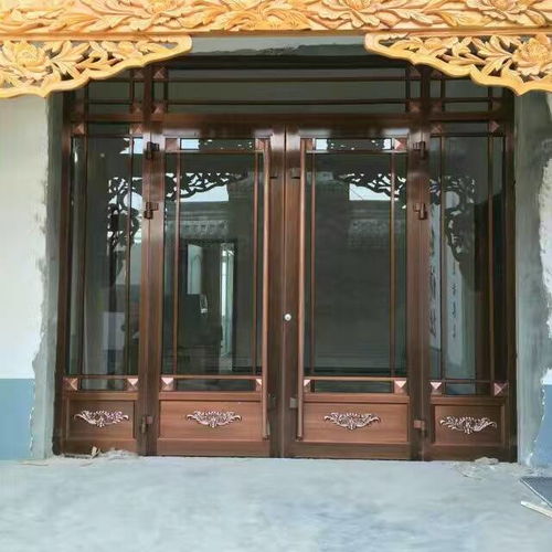 匠心鑄造，品質卓越——探尋臨朐國強門業與金斗門業的仿銅門訂制之道